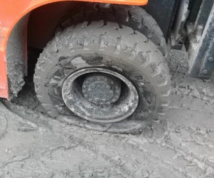 YASSIÖREN OTO LASTİKÇİ